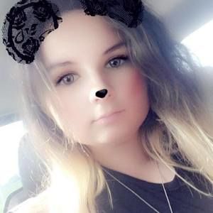 Meet your Posher, Avary g